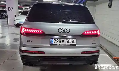 Audi Q7 2023 3.0 автомат (гидро), миниатюра 4