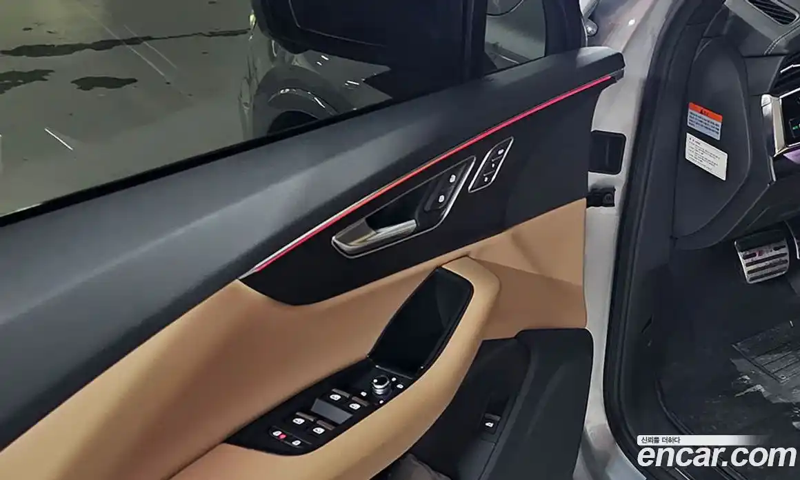 Audi Q7 2023 3.0 автомат (гидро), фото 10