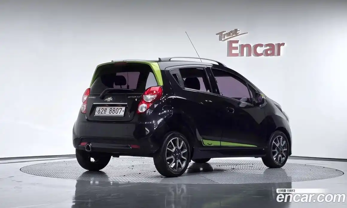 Chevrolet Spark 2014 1.0 автомат (гидро), фото 1