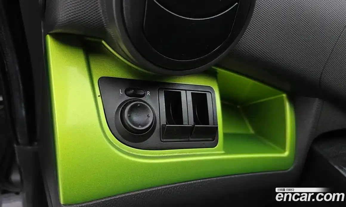 Chevrolet Spark 2014 1.0 автомат (гидро), фото 25