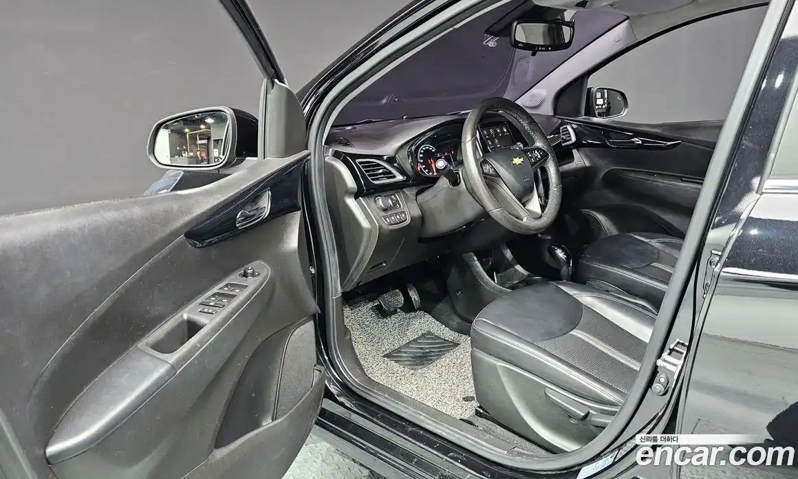 Chevrolet Spark 2018 1.0 автомат (гидро), фото 13