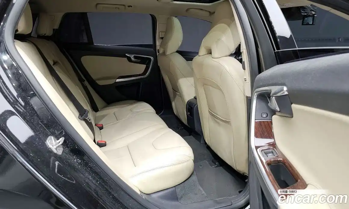 Volvo V60 2016 2.0 автомат (гидро), фото 11