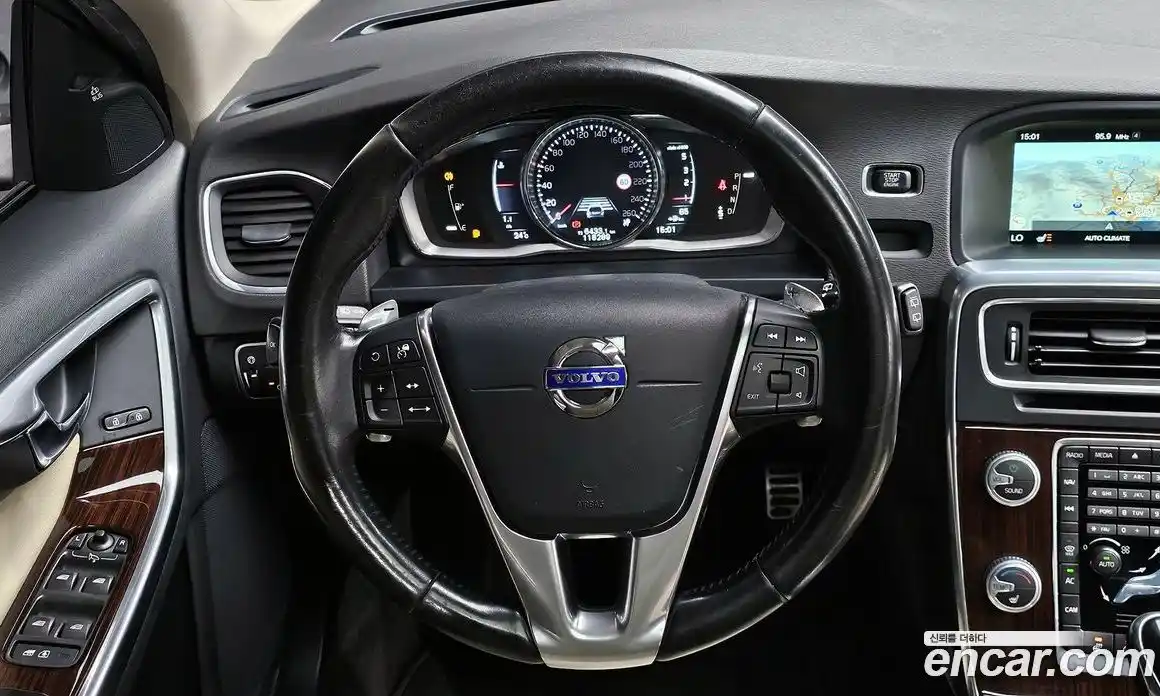 Volvo V60 2016 2.0 автомат (гидро), фото 13