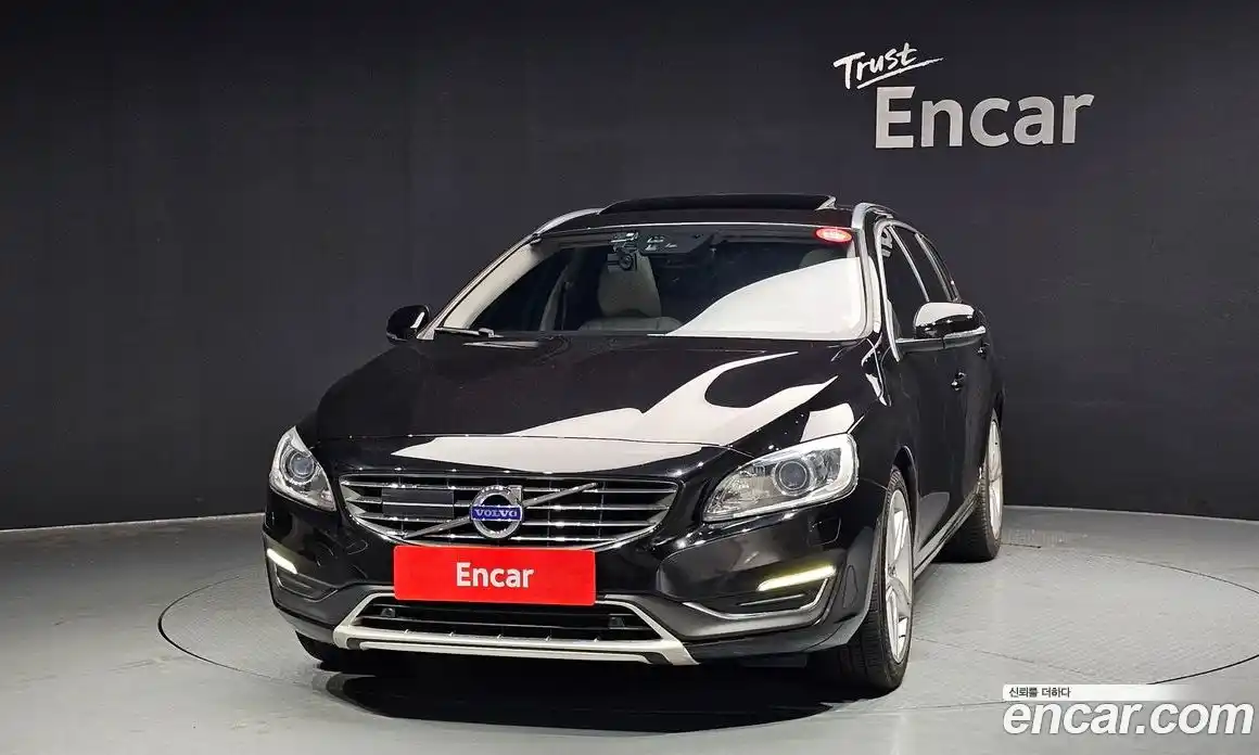 Volvo V60 2016 2.0 автомат (гидро), фото 3