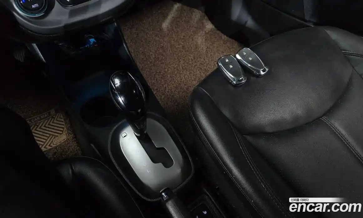 Chevrolet Spark 2015 1.0 автомат (гидро), фото 9