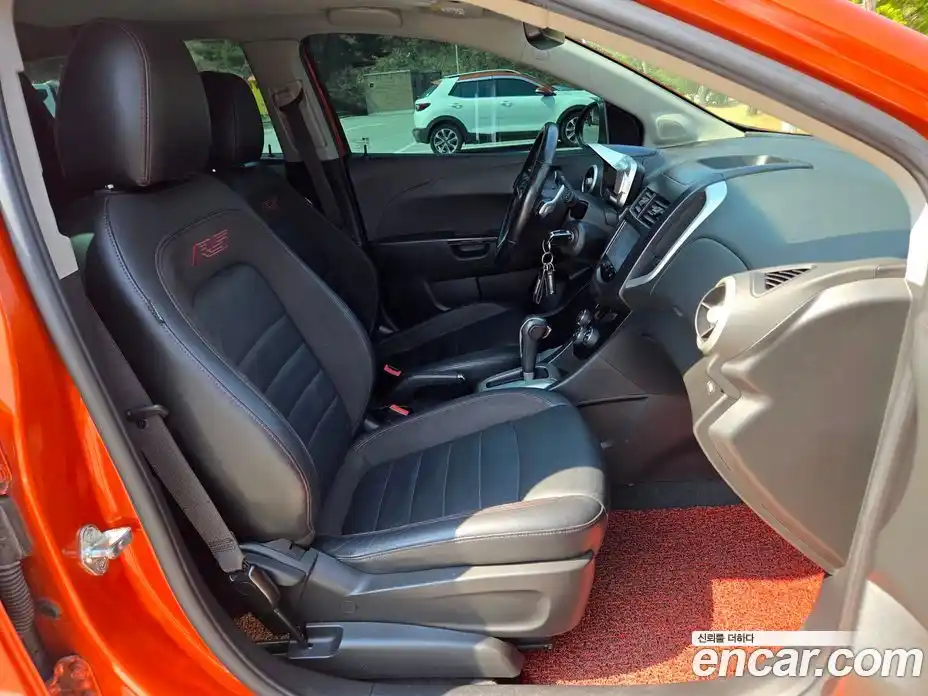 Chevrolet Aveo 2014 1.4 автомат (гидро), фото 14