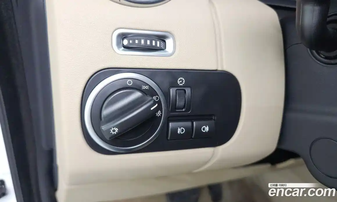 Land Rover Discovery 2016 3.0 автомат (гидро), фото 14