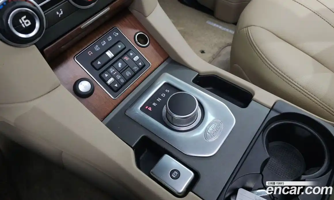 Land Rover Discovery 2016 3.0 автомат (гидро), фото 9