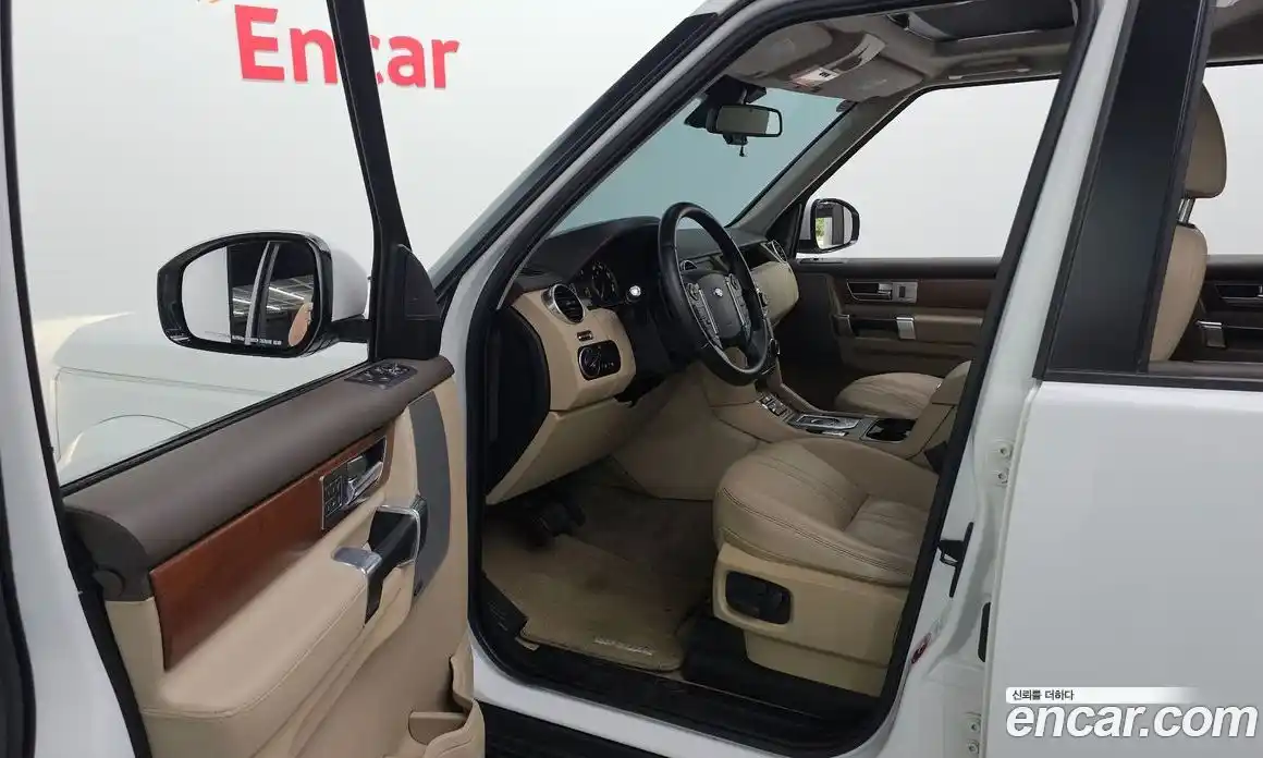 Land Rover Discovery 2016 3.0 автомат (гидро), фото 10