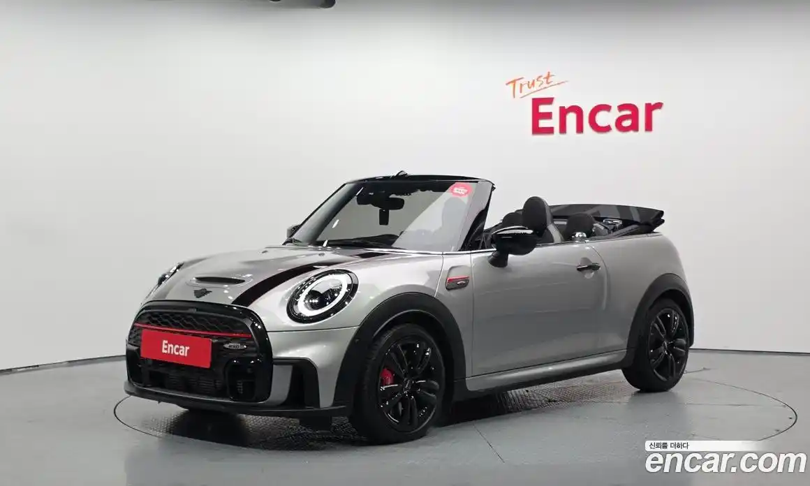 Mini Cooper Convertible 2024 2.0 автомат (гидро), фото 1