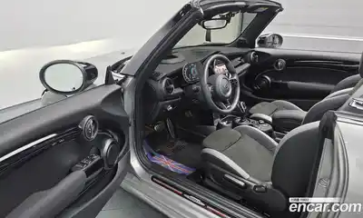 Mini Cooper Convertible 2024 2.0 автомат (гидро), миниатюра 10