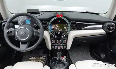 Mini Cooper 2023 2.0 автомат (гидро), миниатюра 7