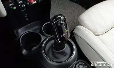 Mini Cooper 2023 2.0 автомат (гидро), миниатюра 9