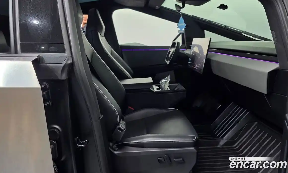 Tesla Cybertruck 2025 0.2 гидро, фото 11
