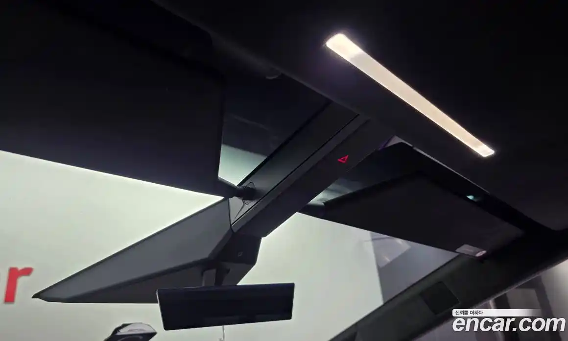 Tesla Cybertruck 2025 0.2 гидро, фото 17