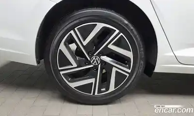 Volkswagen Jetta 2023 1.5 автомат (гидро), миниатюра 5