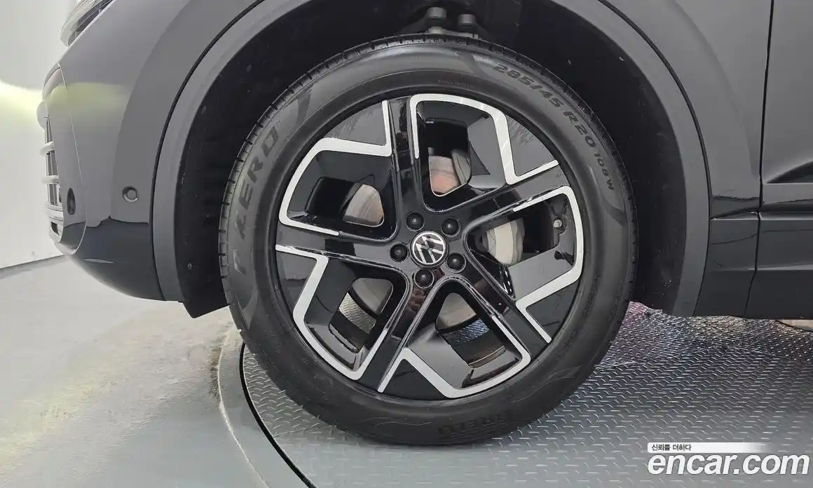 Volkswagen Touareg 2025 3.0 автомат (гидро), фото 5