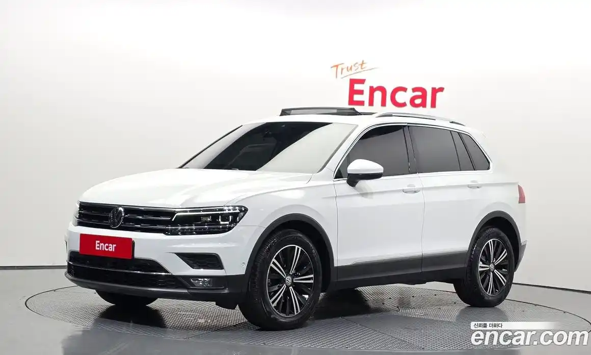 Volkswagen Tiguan 2020 2.0 автомат (гидро), фото 1