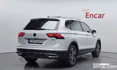 Volkswagen Tiguan, 2022, 49 702 км