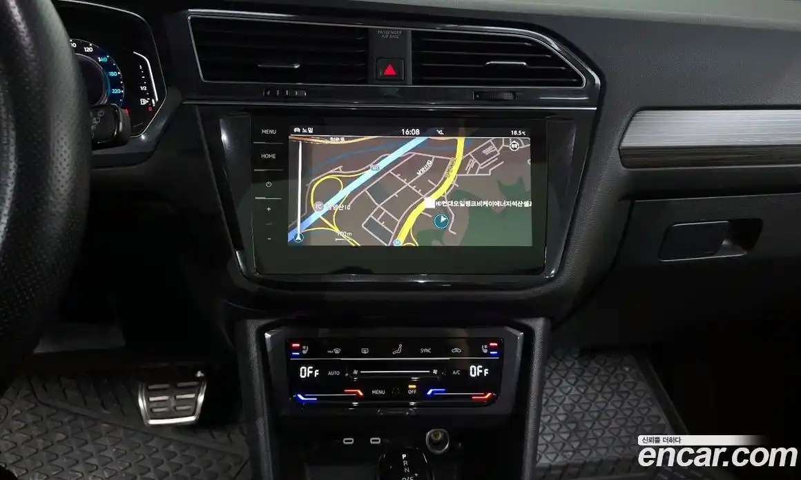 Volkswagen Tiguan 2022 2.0 автомат (гидро), фото 21