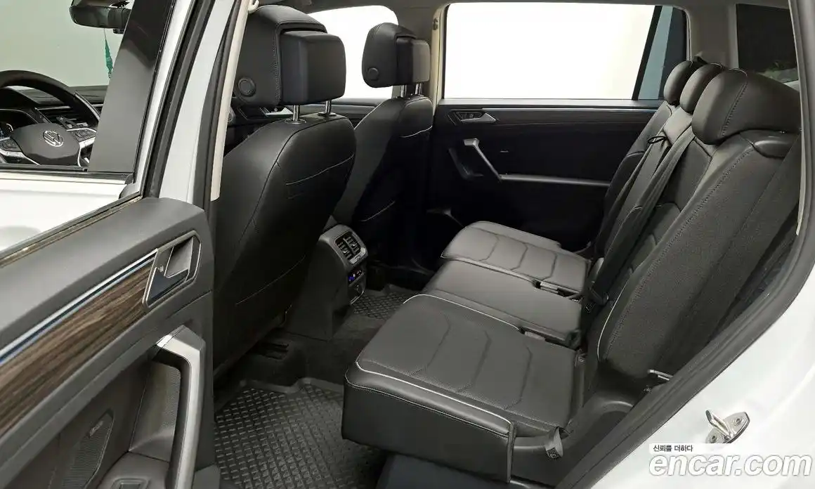 Volkswagen Tiguan 2022 2.0 автомат (гидро), фото 37