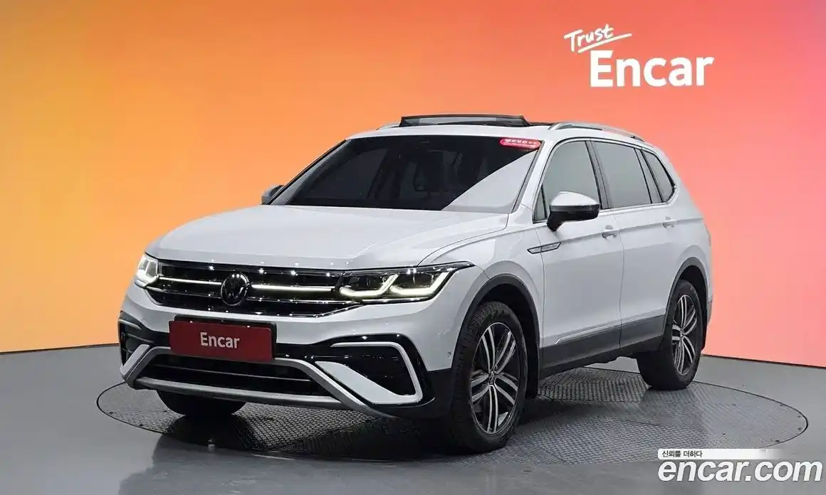 Volkswagen Tiguan 2022 2.0 автомат (гидро), фото 40
