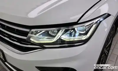 Volkswagen Tiguan 2021 2.0 автомат (гидро), миниатюра 8