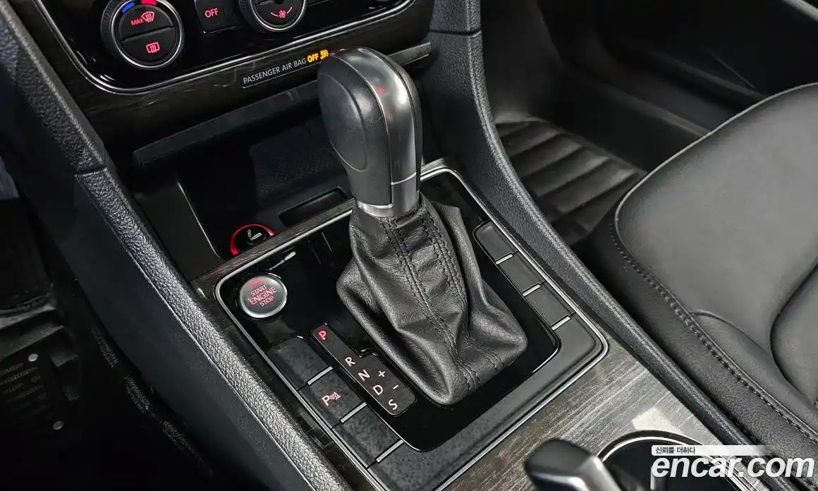 Volkswagen Passat 2018 2.0 автомат (гидро), фото 12