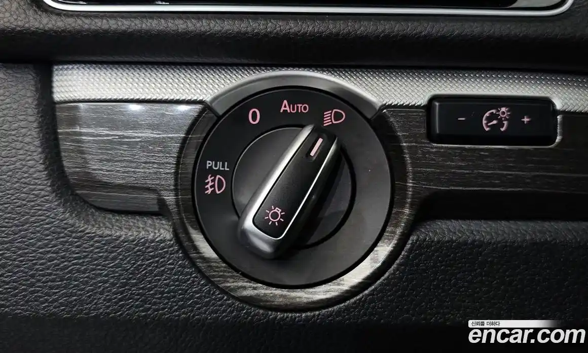 Volkswagen Passat 2018 2.0 автомат (гидро), фото 21