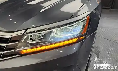 Volkswagen Passat 2018 2.0 автомат (гидро), миниатюра 8