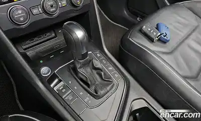 Volkswagen Tiguan 2020 2.0 автомат (гидро), миниатюра 9