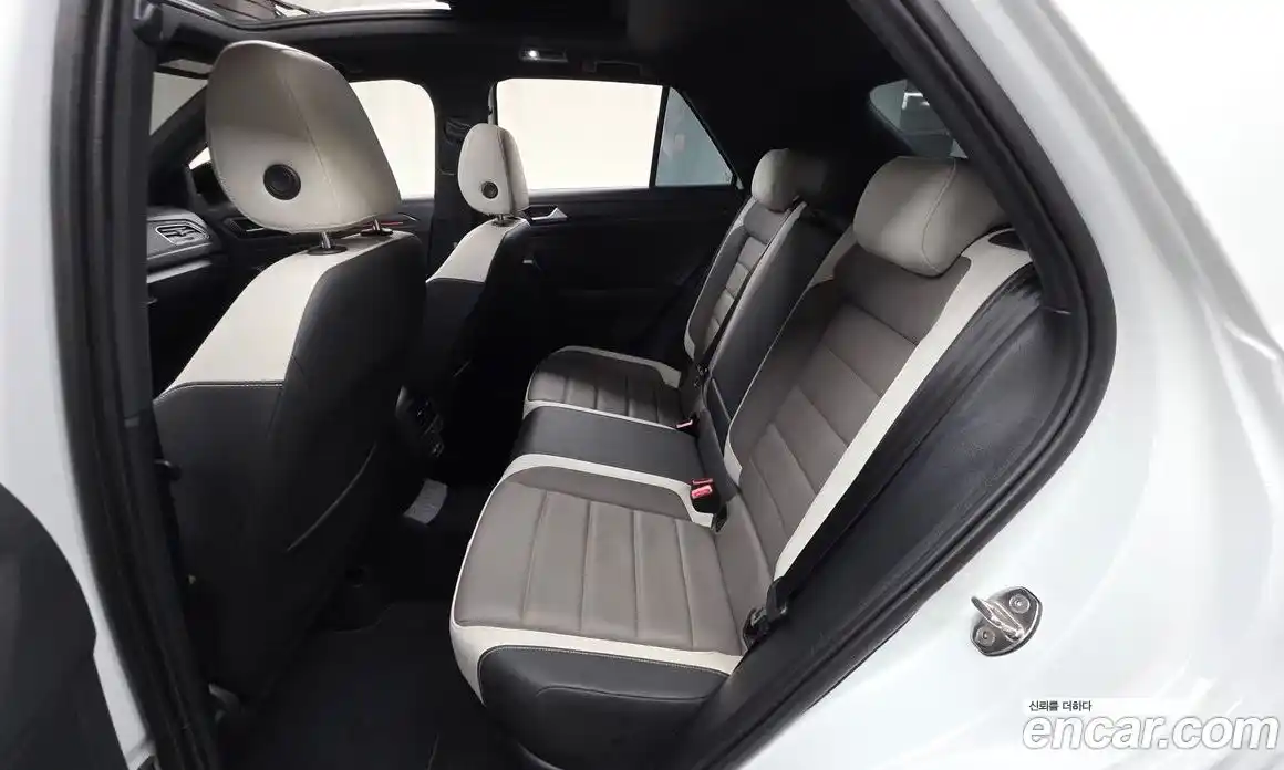 Volkswagen T-Roc 2022 2.0 автомат (гидро), фото 18