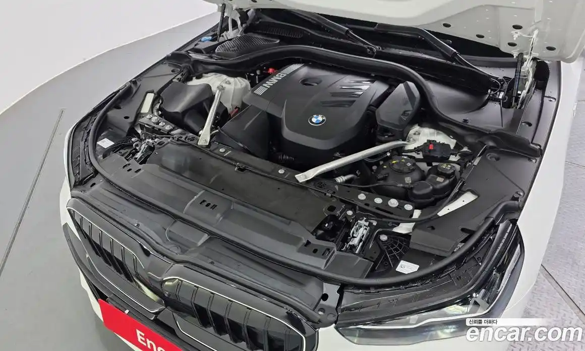 BMW 5 серия 2024 2.0 автомат (гидро), фото 6