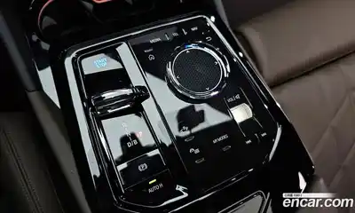 BMW i5 2024 0.2 автомат (гидро), миниатюра 11