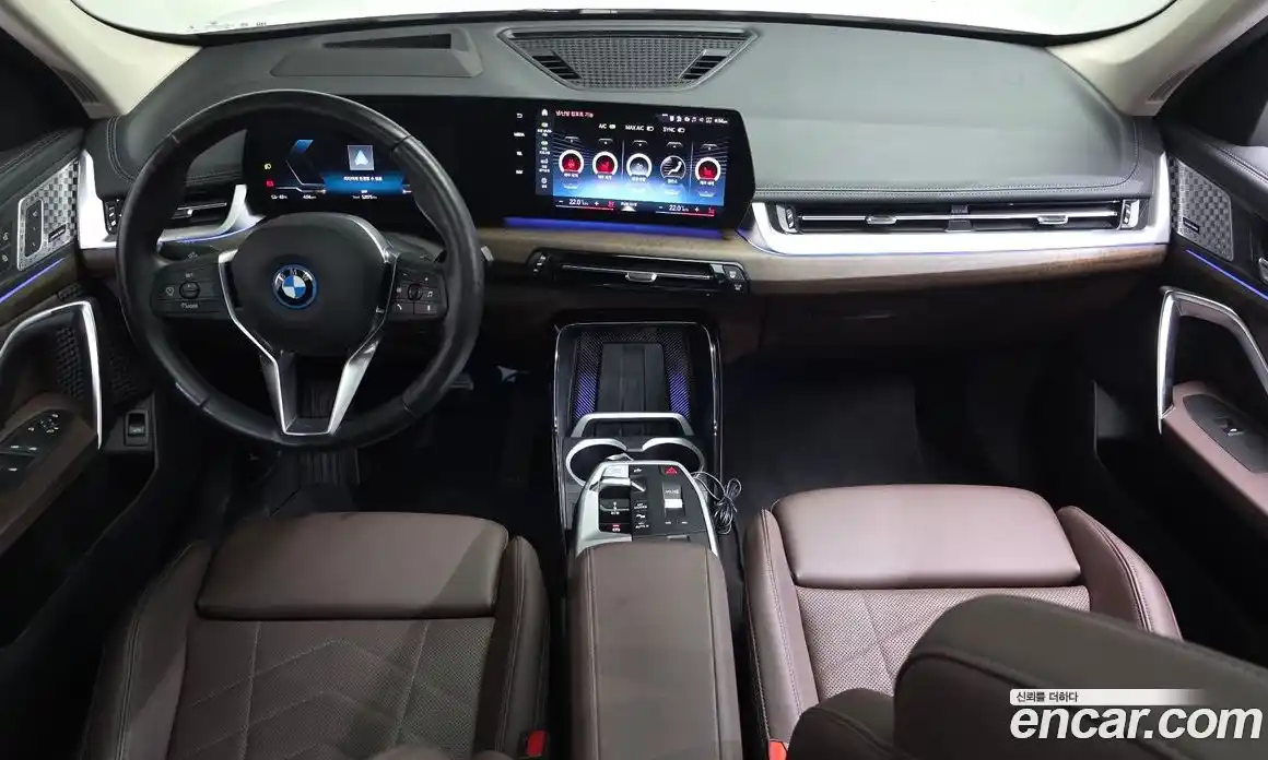 BMW iX1 2023 0.2 автомат (гидро), фото 7