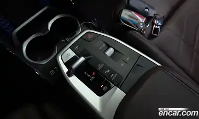 BMW iX1 2023 0.2 автомат (гидро), миниатюра 9