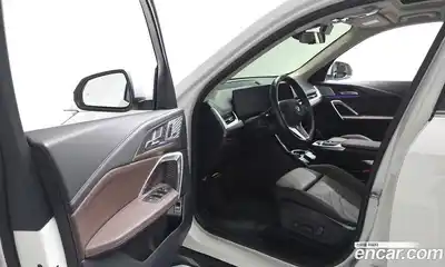 BMW iX1 2023 0.2 автомат (гидро), миниатюра 10