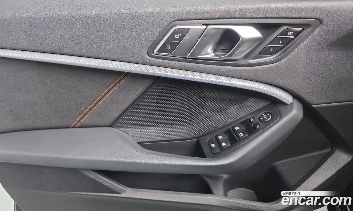 BMW 1 серия 2021 2.0 автомат (гидро), фото 14