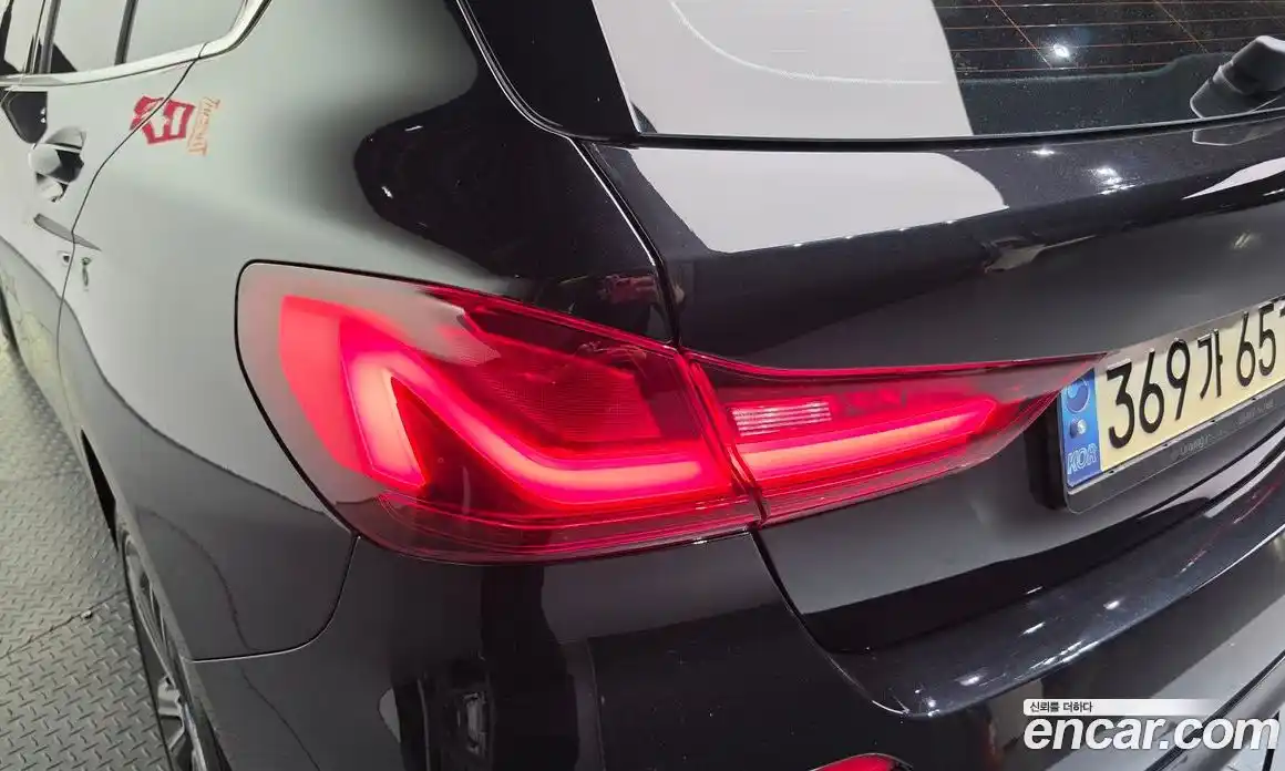 BMW 1 серия 2021 2.0 автомат (гидро), фото 9