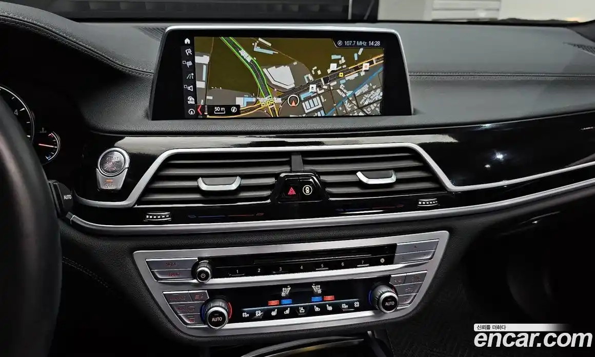 BMW 7 серия 2016 3.0 автомат (гидро), фото 13