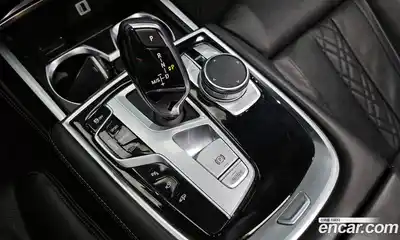 BMW 7 серия 2016 3.0 автомат (гидро), миниатюра 9