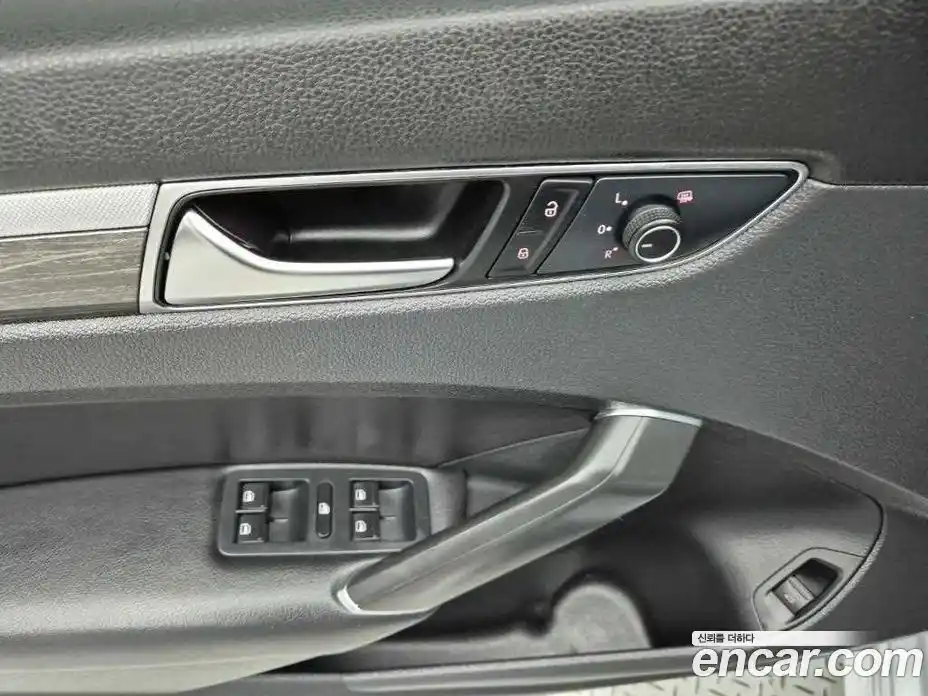 Volkswagen Passat 2018 2.0 автомат (гидро), фото 18