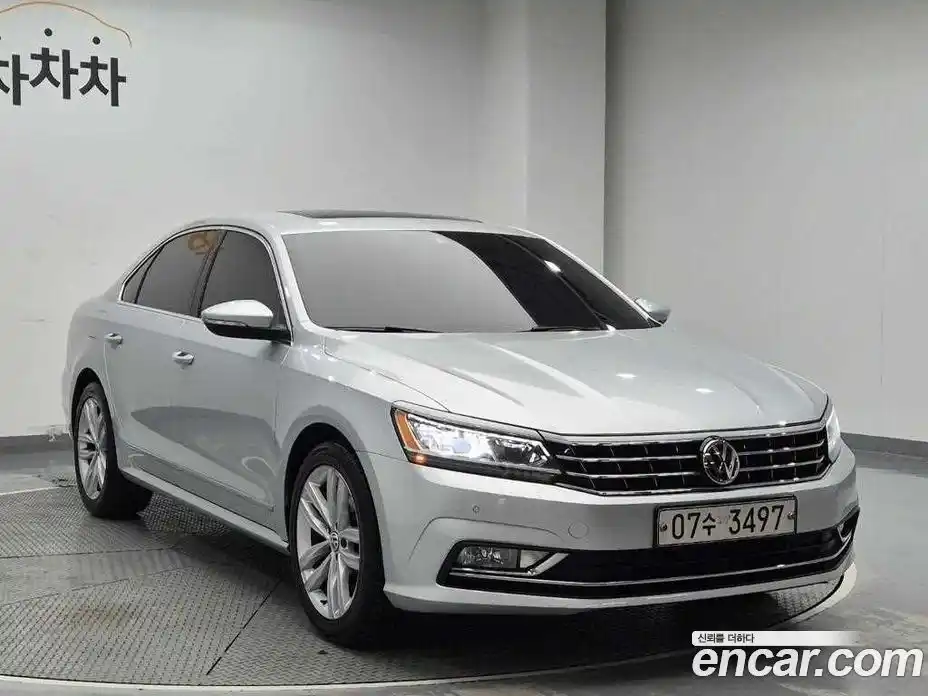 Volkswagen Passat 2018 2.0 автомат (гидро), фото 4