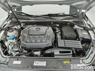 Volkswagen Passat 2018 2.0 автомат (гидро), миниатюра 5