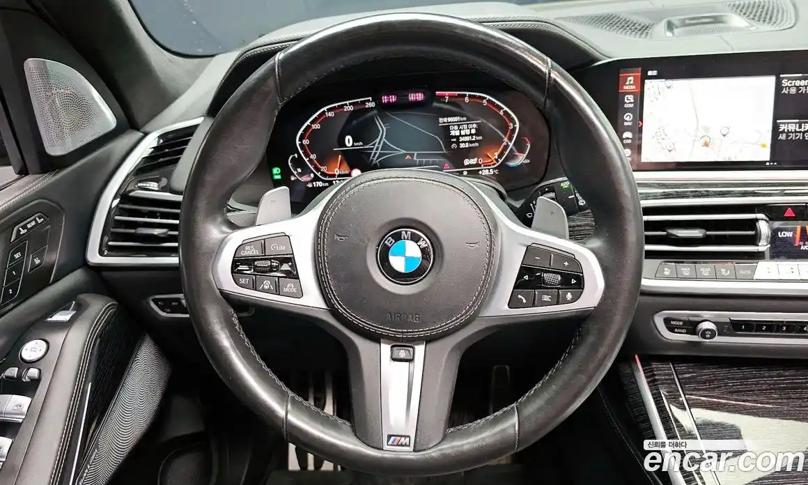 BMW X7 2021 3.0 автомат (гидро), фото 18