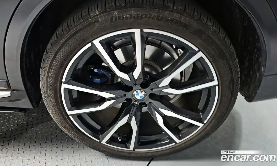 BMW X7 2021 3.0 автомат (гидро), фото 7