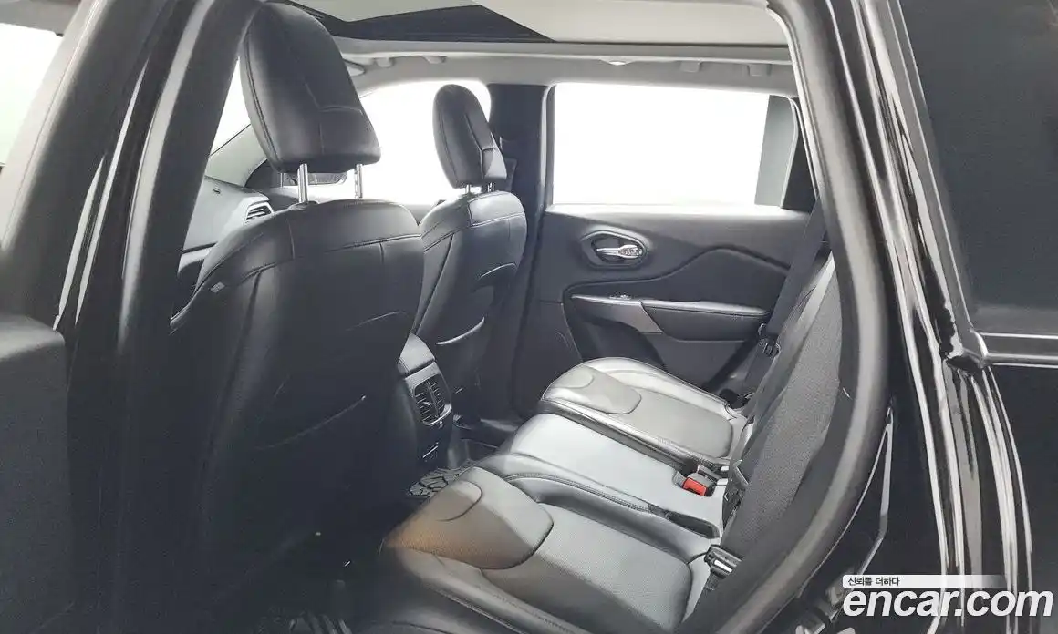 Jeep Cherokee 2020 2.4 автомат (гидро), фото 18