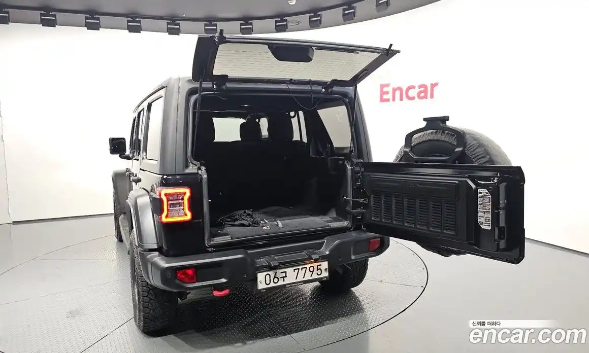 Jeep Wrangler 2018 2.0 автомат (гидро), фото 26