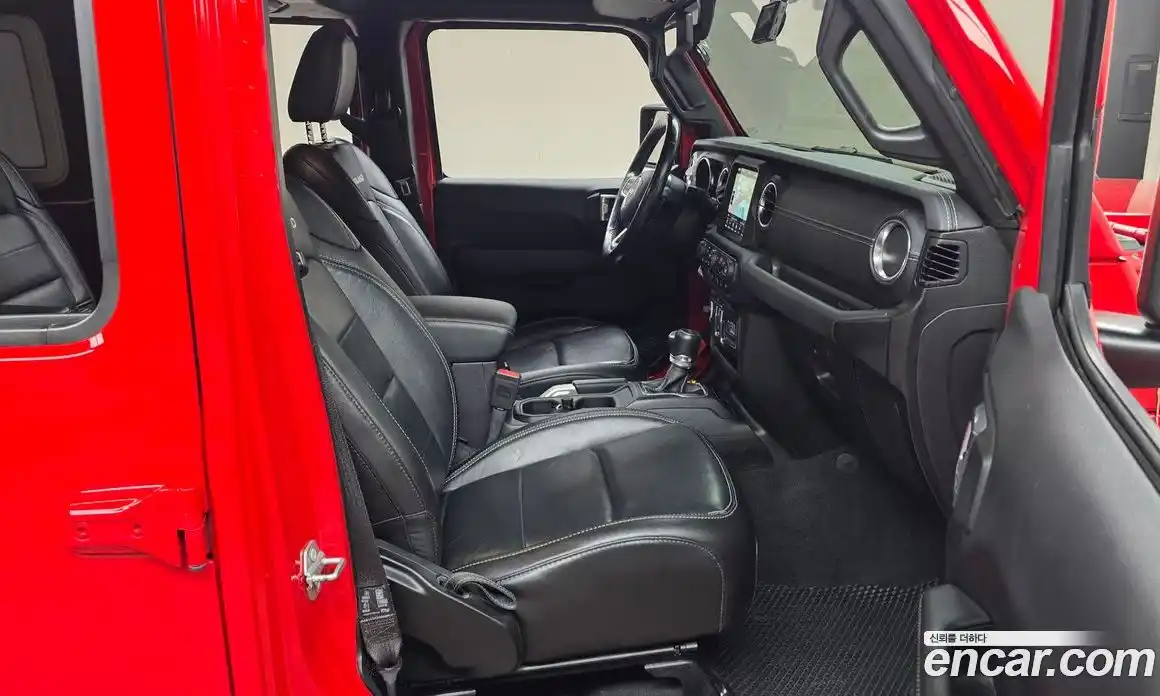 Jeep Wrangler 2021 2.0 автомат (гидро), фото 17