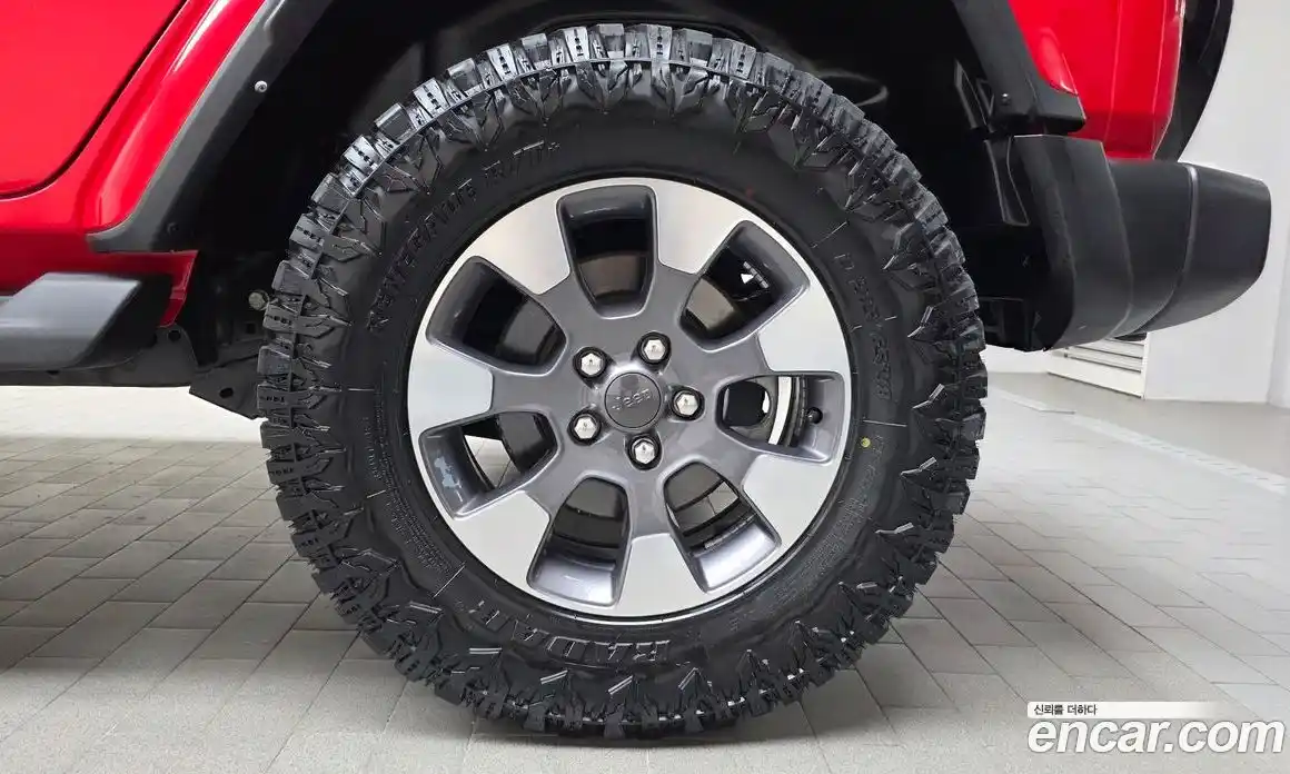 Jeep Wrangler 2021 2.0 автомат (гидро), фото 7